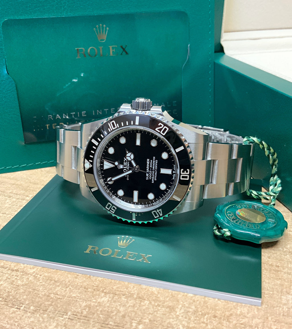 Rolex submariner 124060 no data