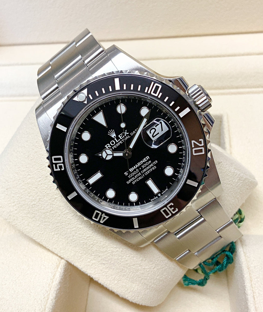 Rolex submariner 126610LN black dial